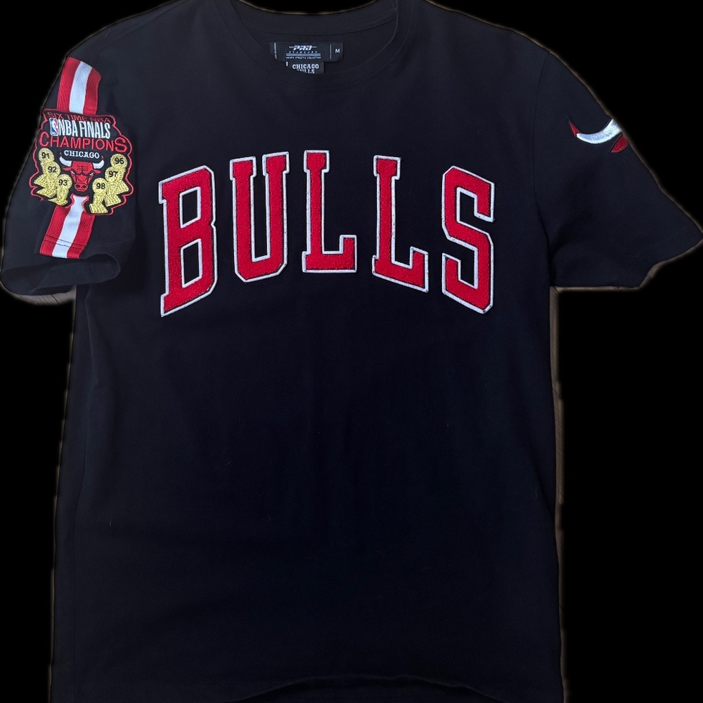 Pro Standard Chicago Bulls NBA Finals Champs Tee - Official Licensed, Size M